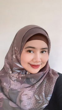 Vini Noviary Putri profile icon