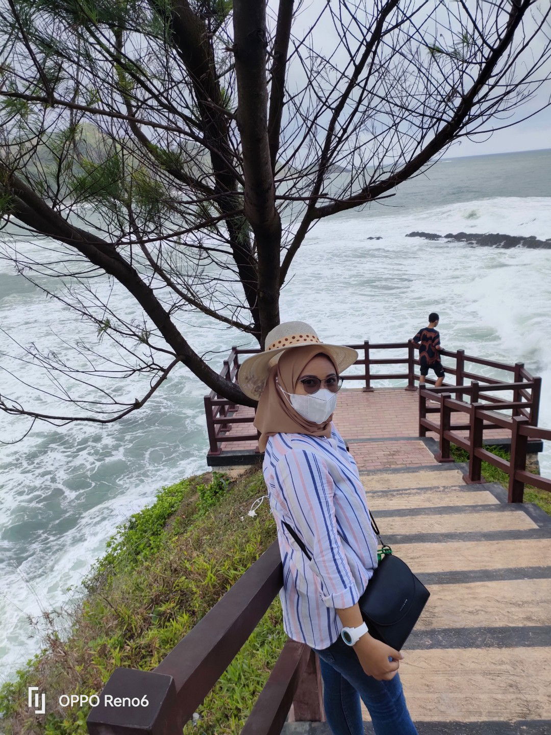 Amel reni Melinia profile icon