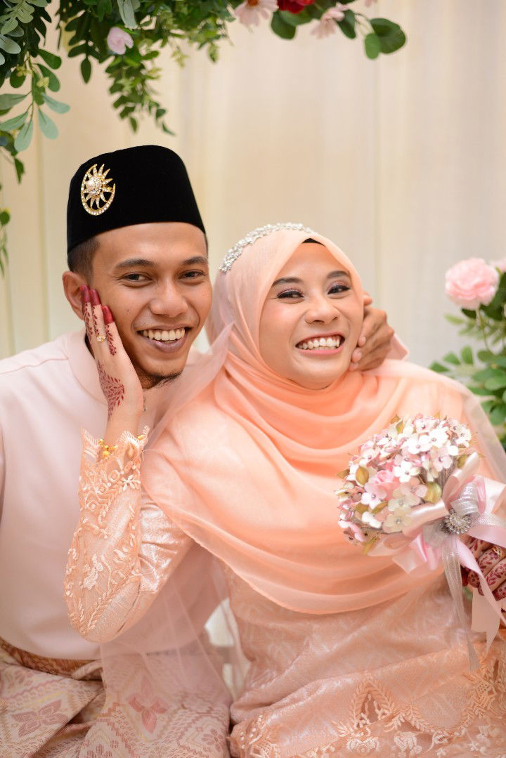 Hana Radzi profile icon