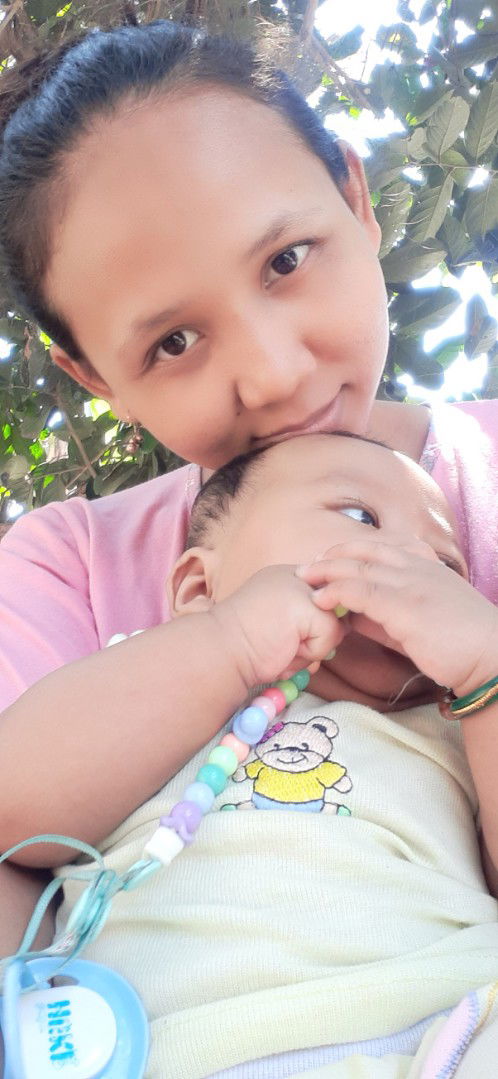 Yulia dwi suryaningsih  profile icon