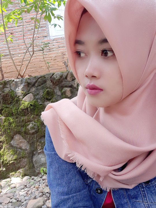 Ayu Ashty profile icon