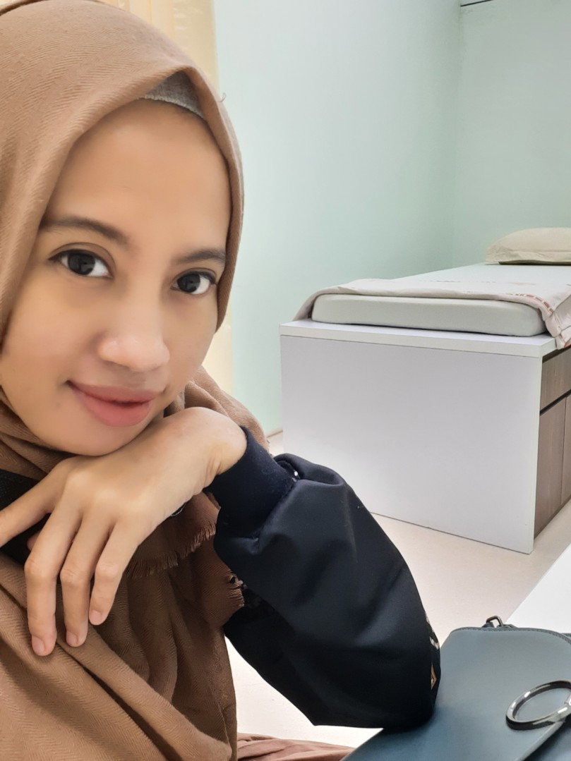 rina ayu profile icon