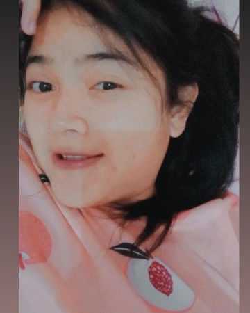 Dewi Ayuning profile icon