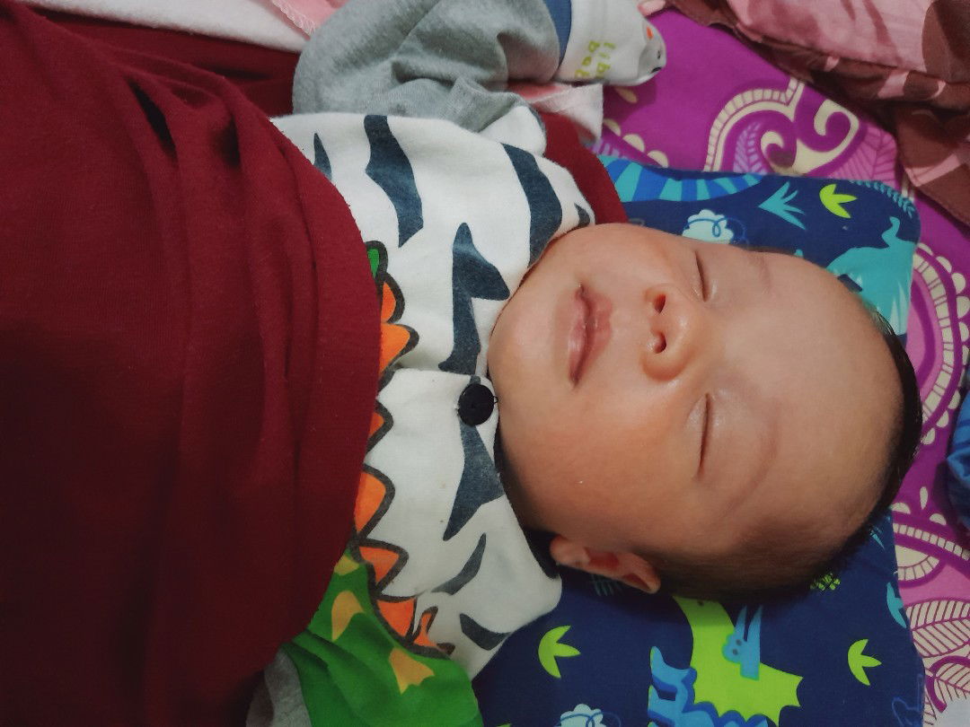 Naevi Puspa profile icon