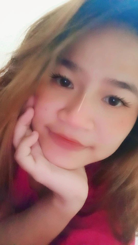 desy amelya profile icon