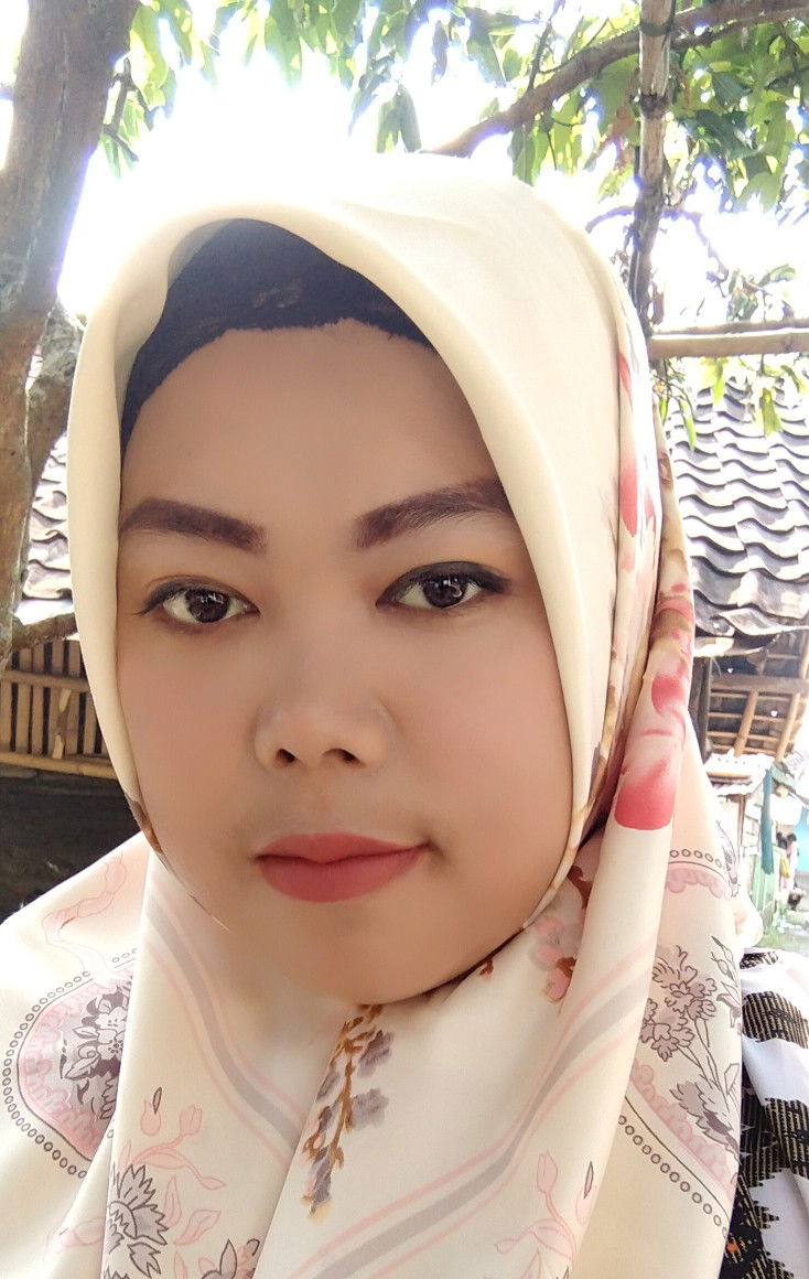 Euis jubaedah profile icon