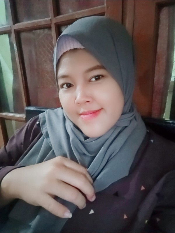 Siti Nur Lismana profile icon