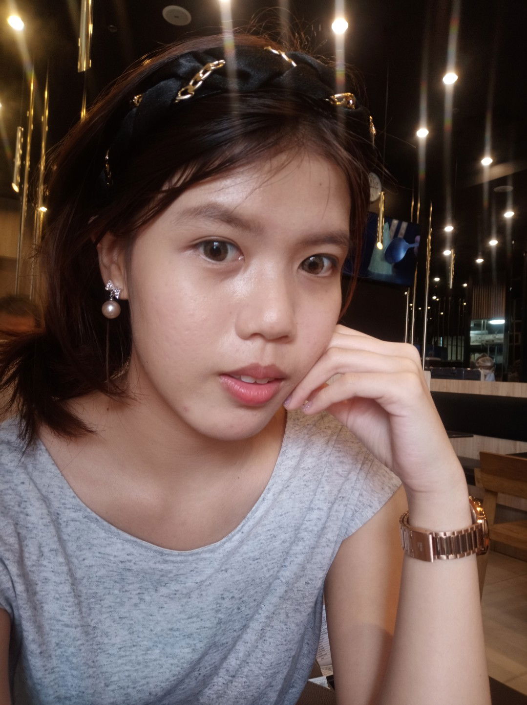 อภิษฐา profile icon