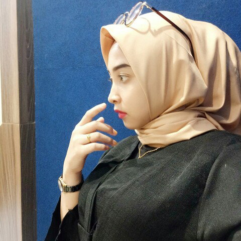 ayu sartika profile icon