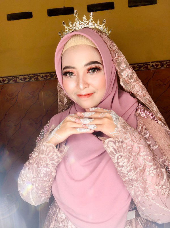 Indah Ayu Wandini profile icon