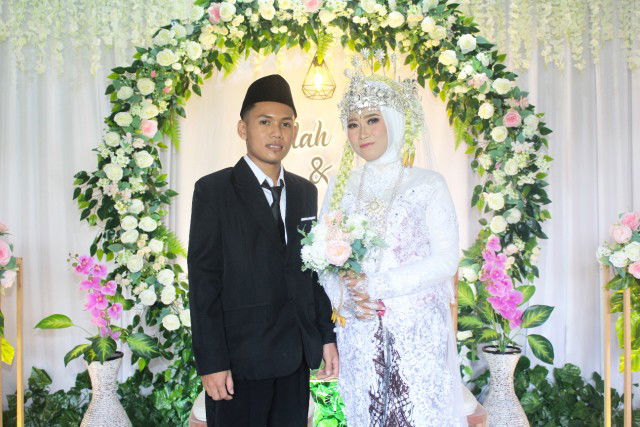 Nur indah septiani profile icon