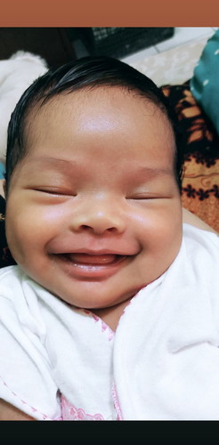 SENYUMAN INDAH PUTRIKU
