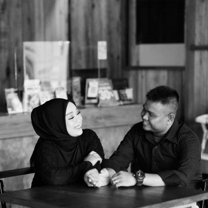 dwi maidiiyanti profile icon