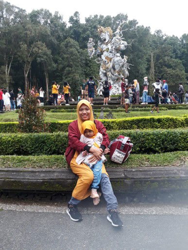 Siti Faizatur Rahmah profile icon