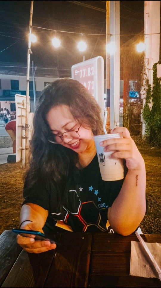 Jona Dechi profile icon