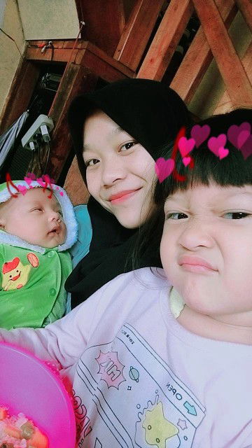 fitri nuryanti profile icon