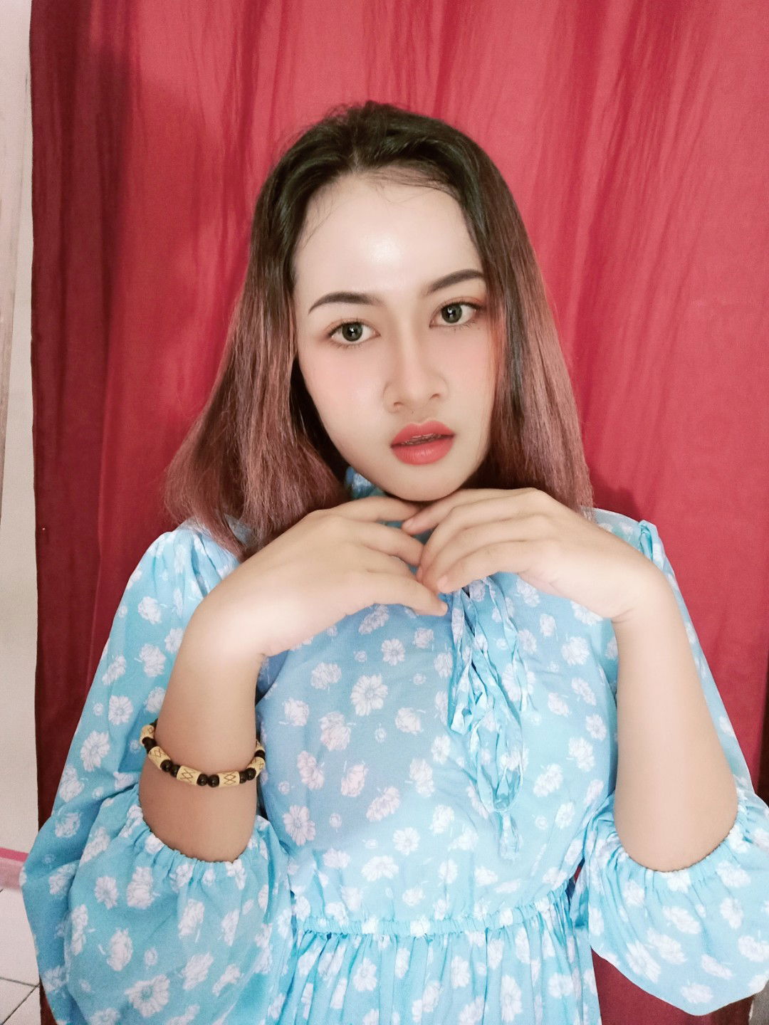 Adelia official profile icon