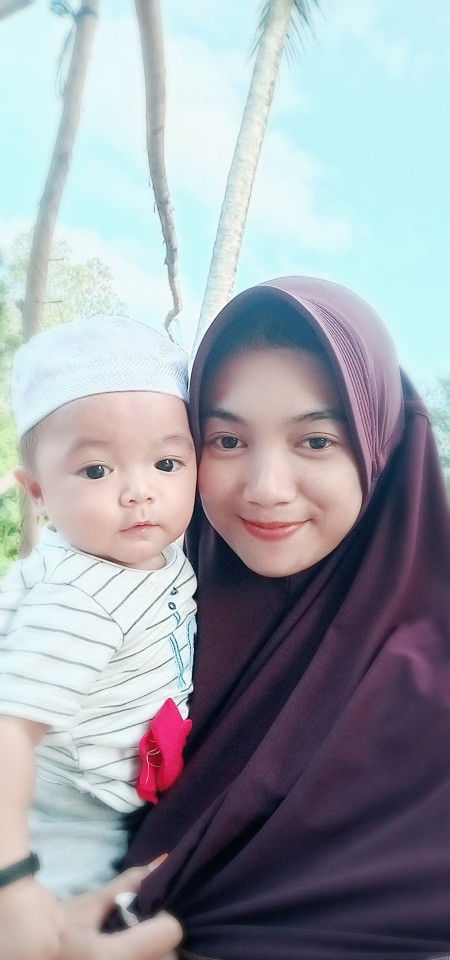 Siti Munira profile icon