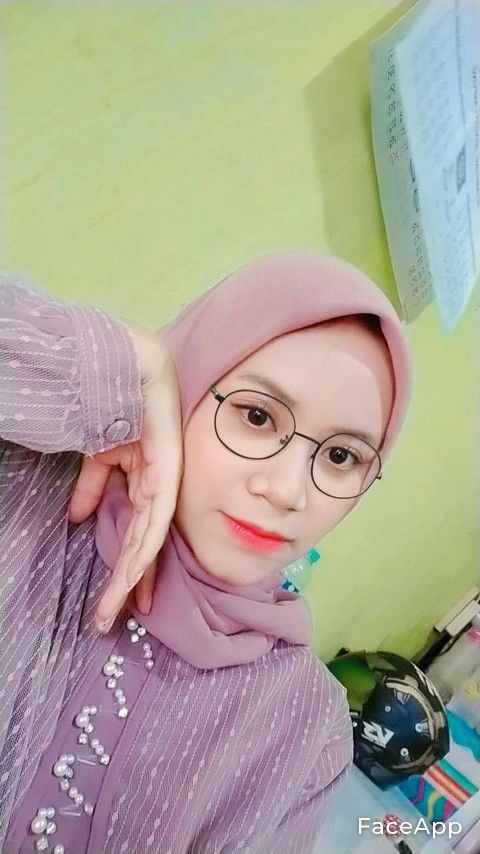 Lia Novitasari profile icon