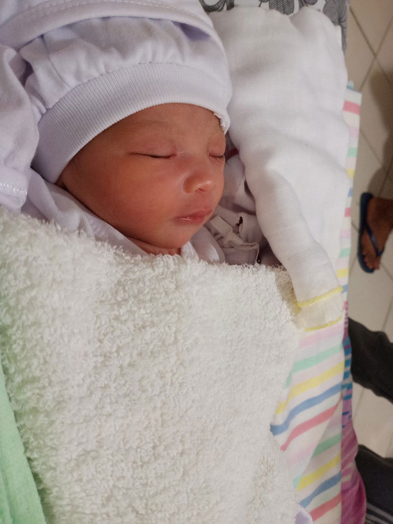 39 weeks and 6 days!