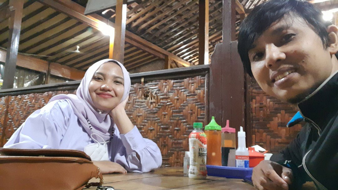 Rika Astuti profile icon