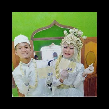 Kusnaeni Nurlaella profile icon