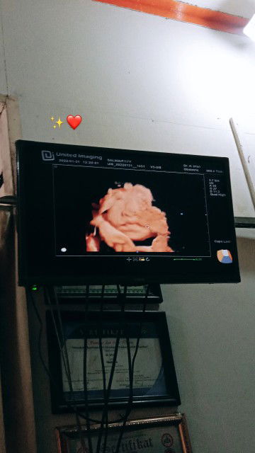 Salwa Zhra profile icon