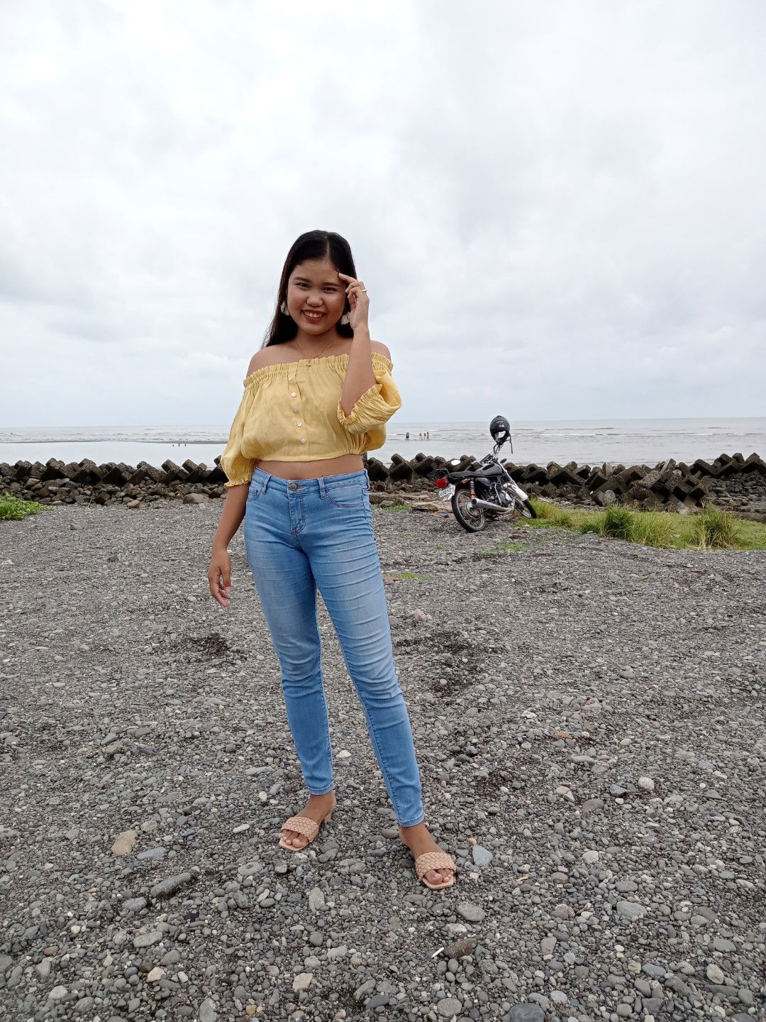 Eloise Angela Dela Cruz profile icon