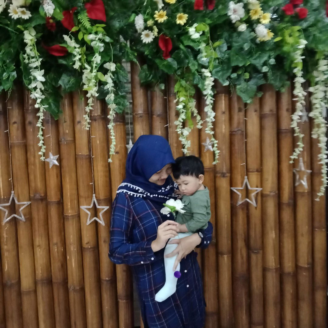 Azkia Ulfah profile icon