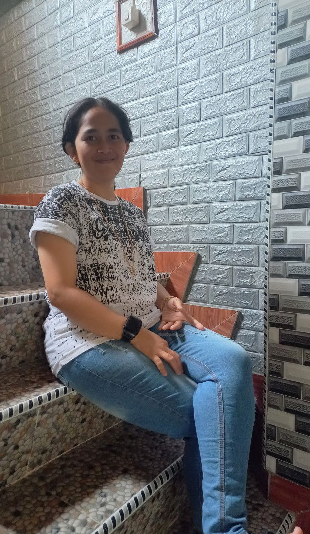 aas astuti profile icon