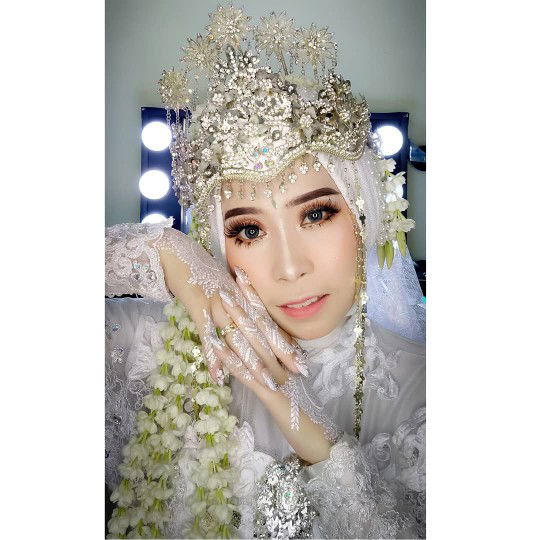 Evy Fikriani profile icon