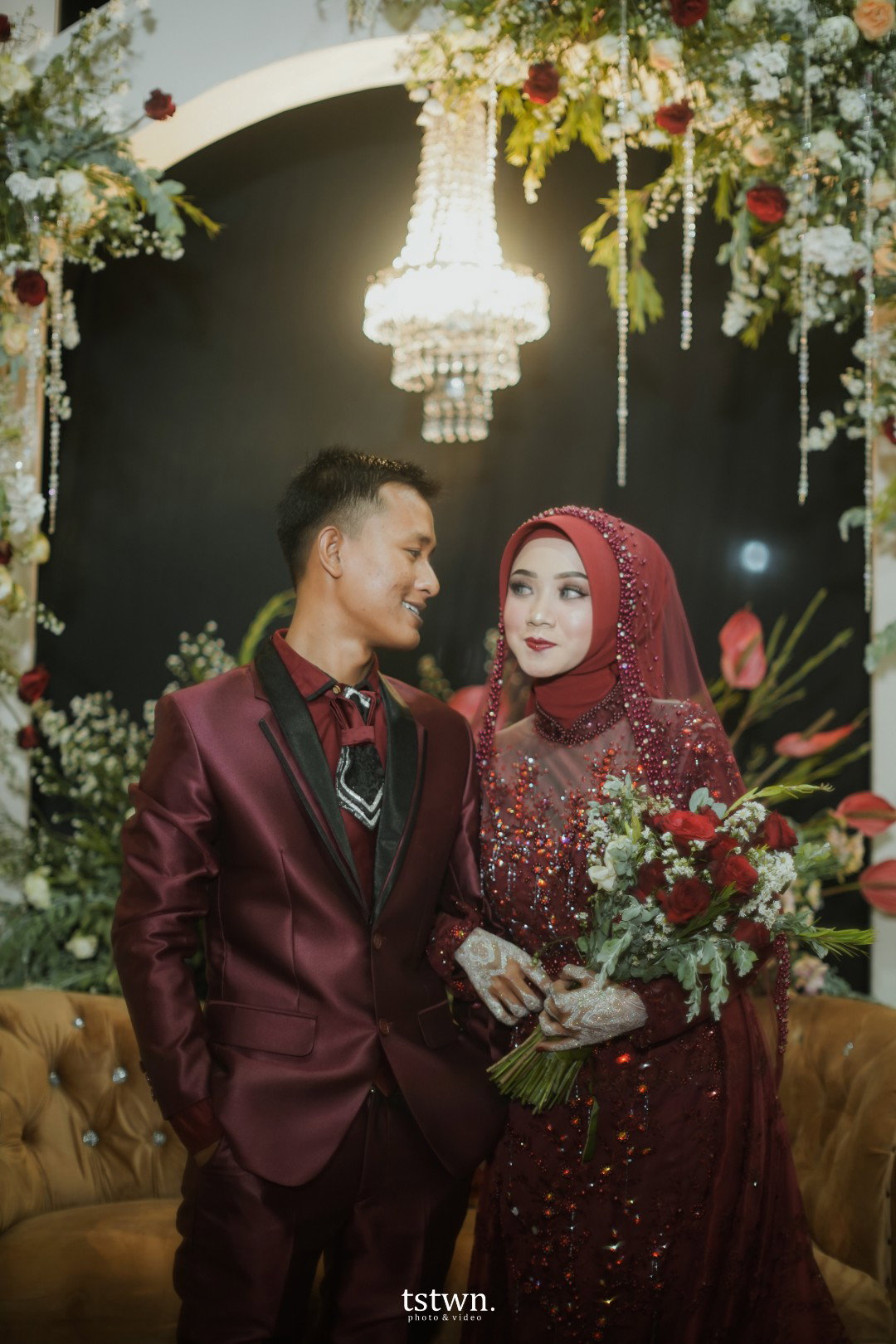 juniasih profile icon