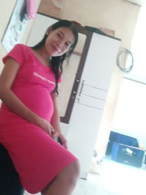 Sri Wahyuni profile icon