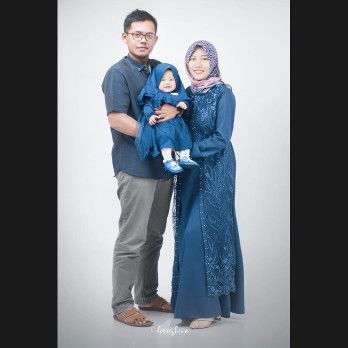 Yully Kharismawati profile icon