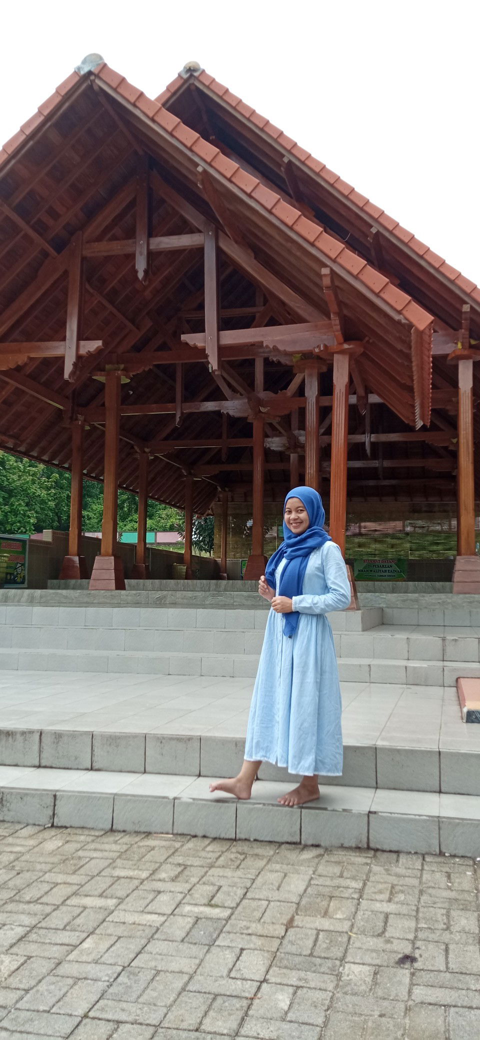 Anggun Zainuddin profile icon