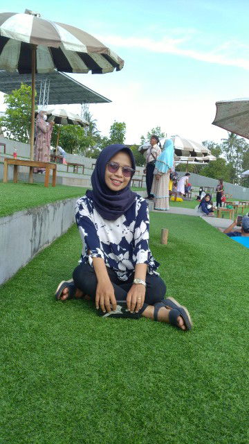 Iza Lutviyani profile icon