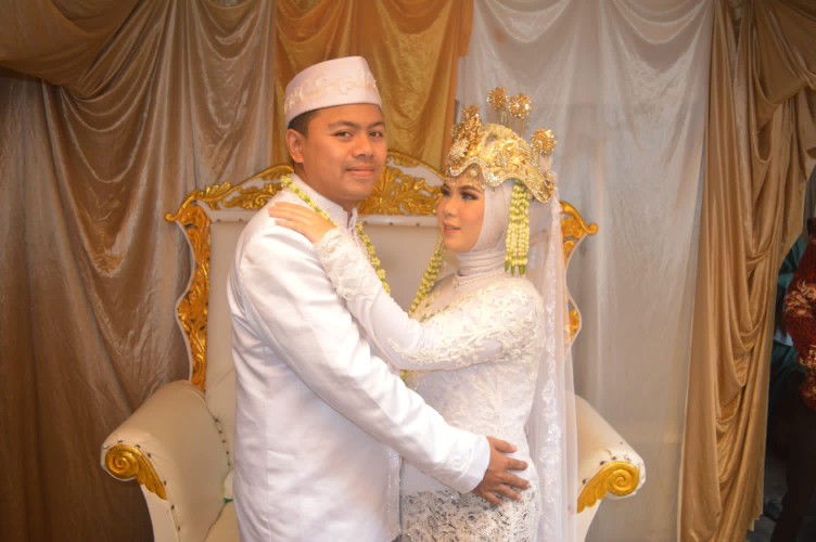 Rani masriani nasution profile icon