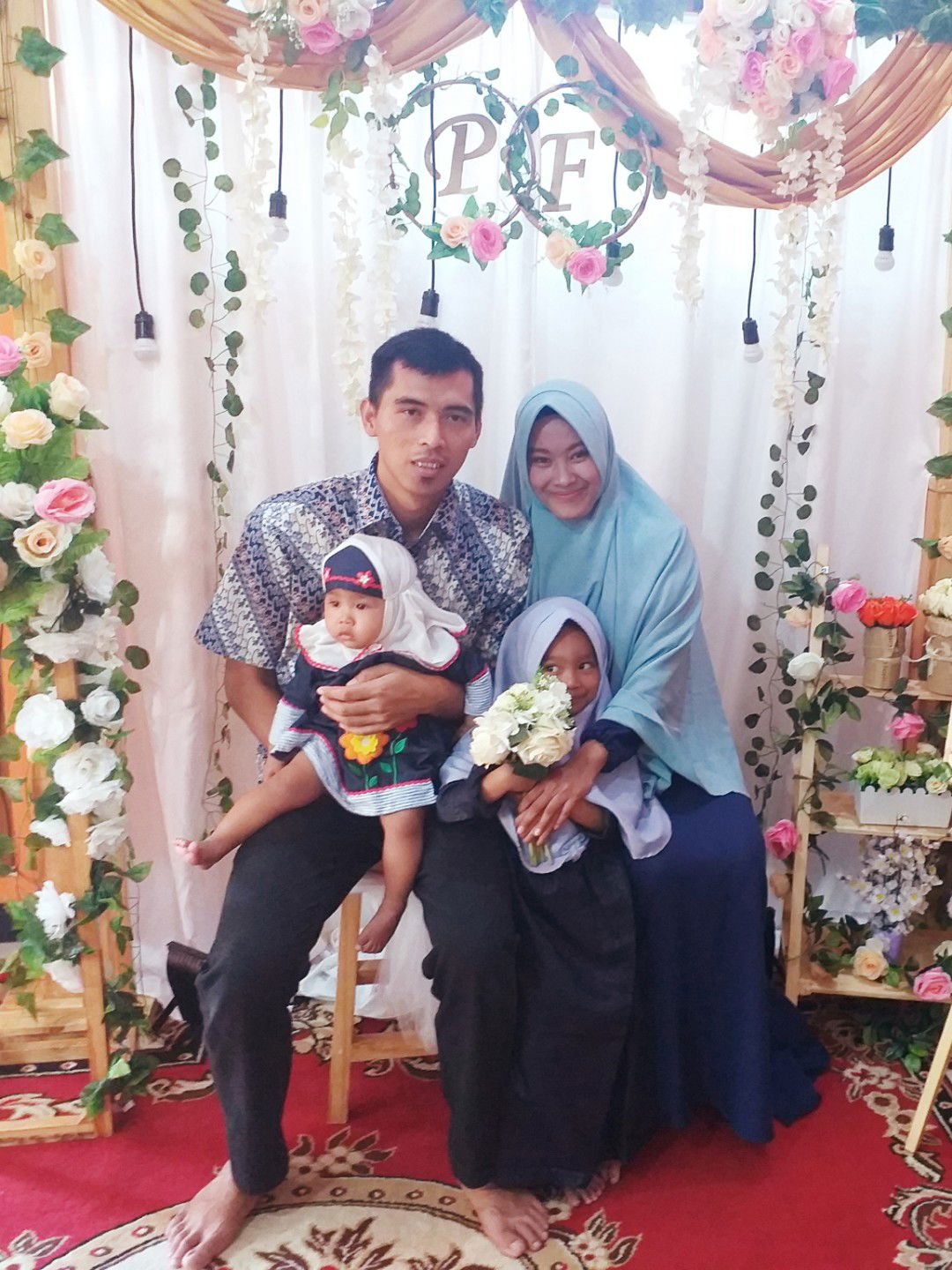 Indah Feni profile icon