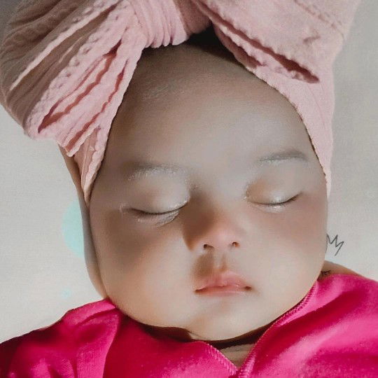 Cicik Pratiwi profile icon