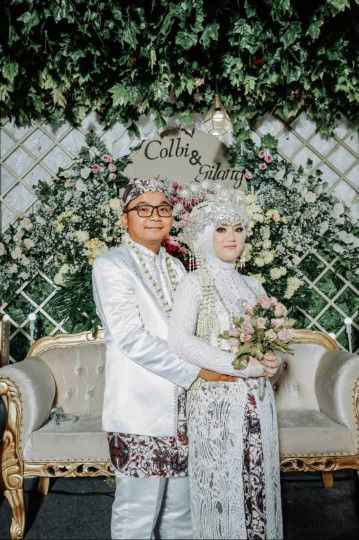 Nuraini Colbi profile icon