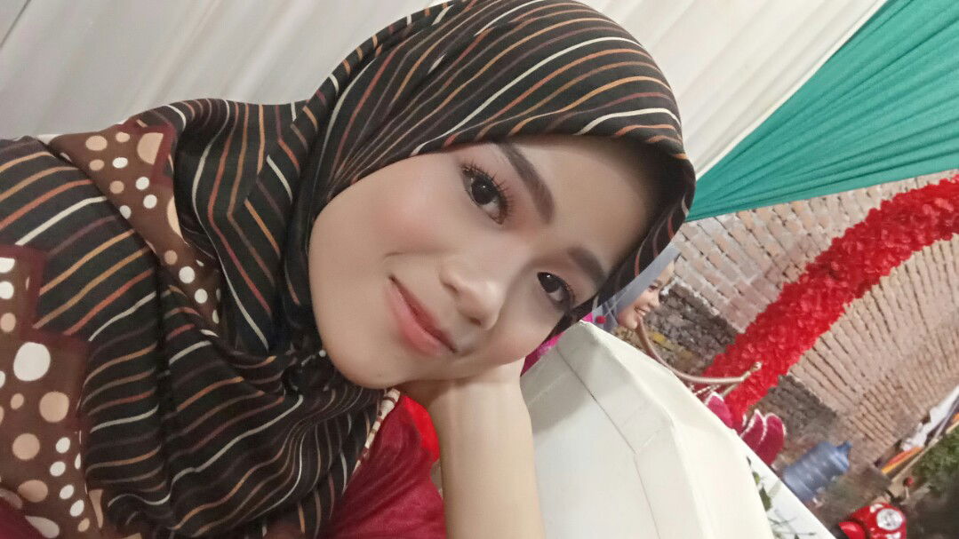 serly lestari rahayu profile icon