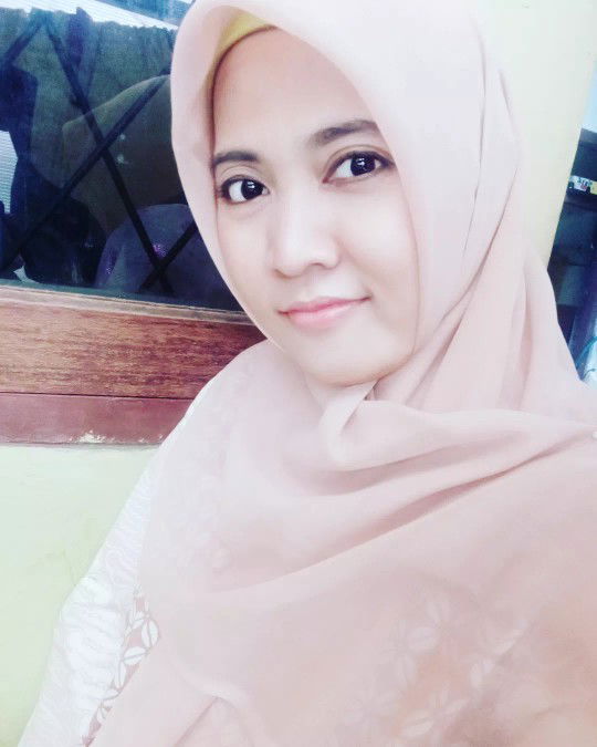 Indah Sastro profile icon