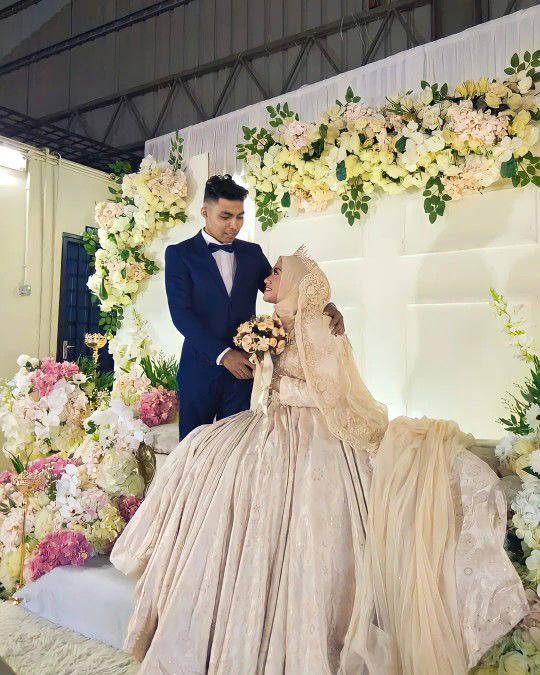 Nurul Izzati profile icon