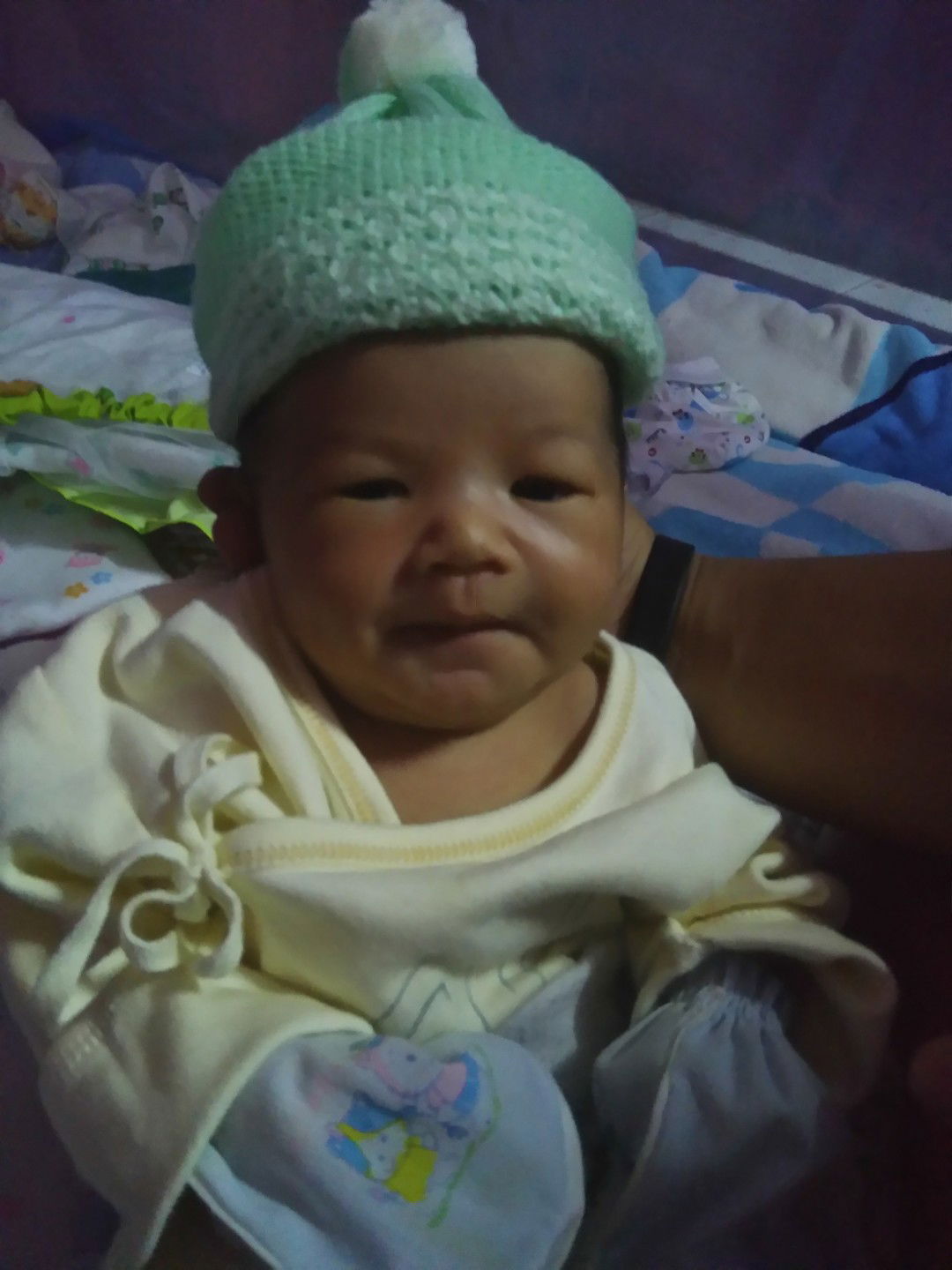 คลอดแล้วคะ น้องเอิร์ธ เด็กชายน้อย อายุ 8วันครับผม..คลอดธรรมชาติ ใช้เครื่องช่วยดูดหัวออกมา 39W+2D