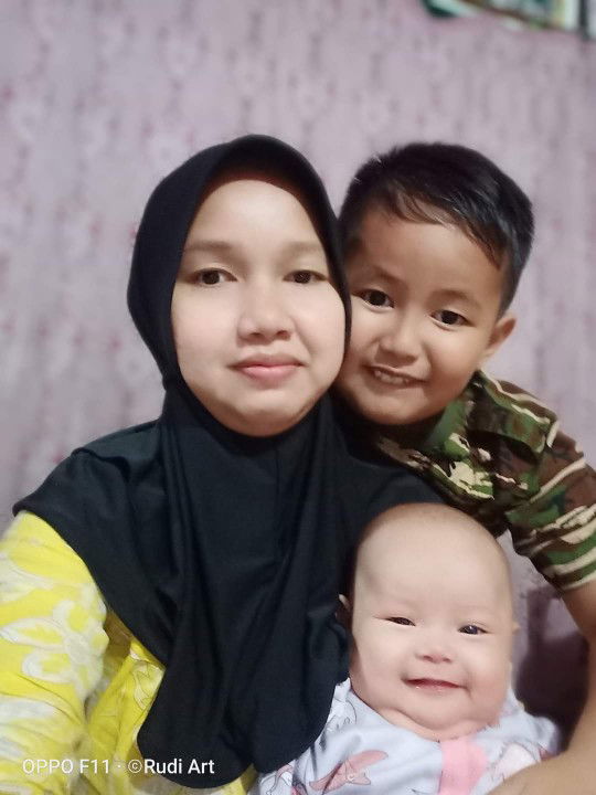 Tri Wulansari profile icon