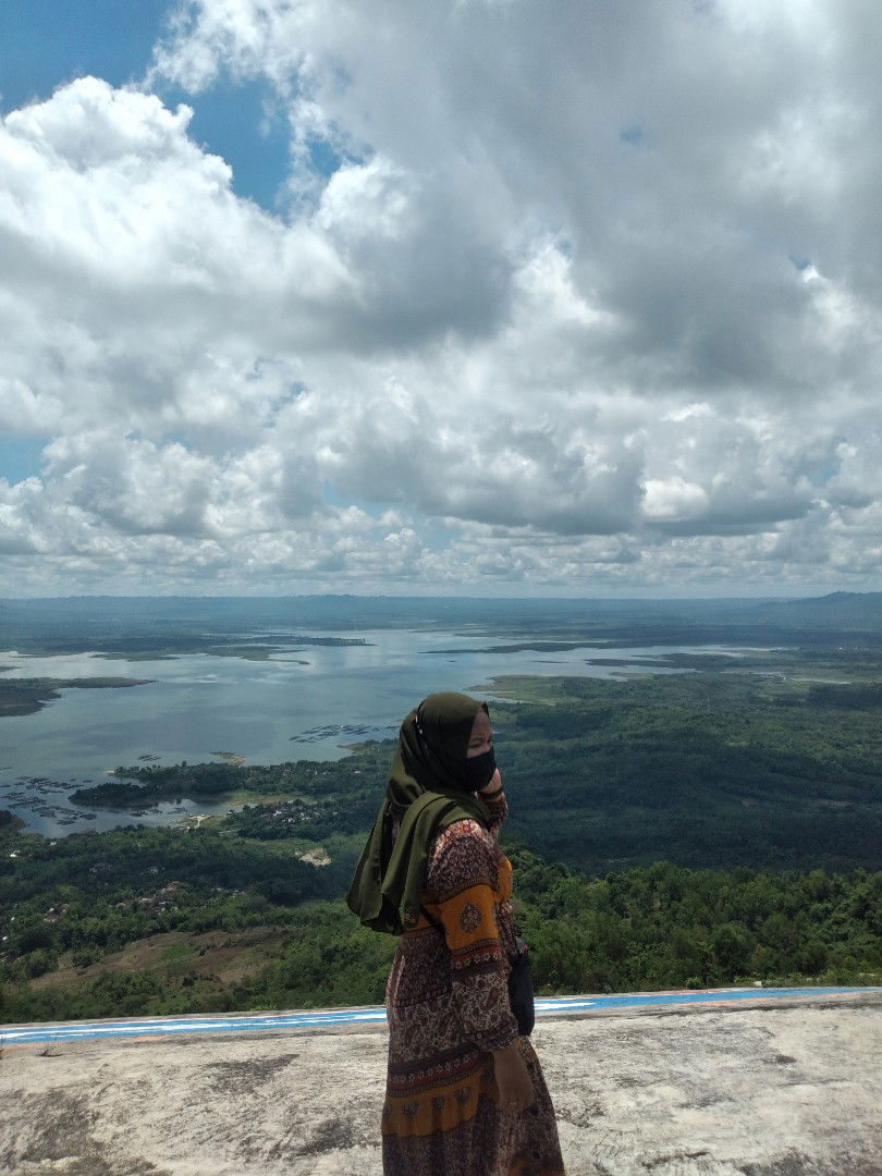 vita nurcahyani profile icon