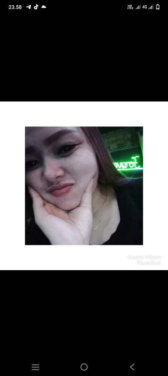 Naomi Mbem profile icon