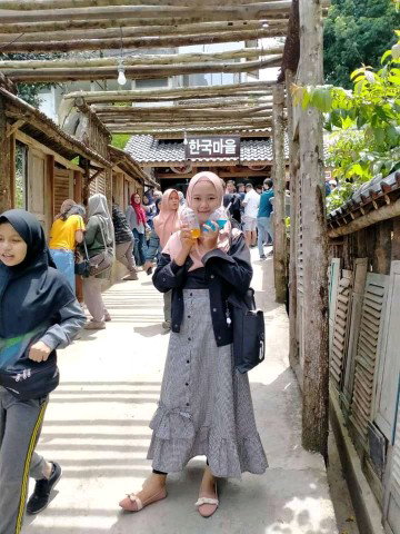 asri devi profile icon