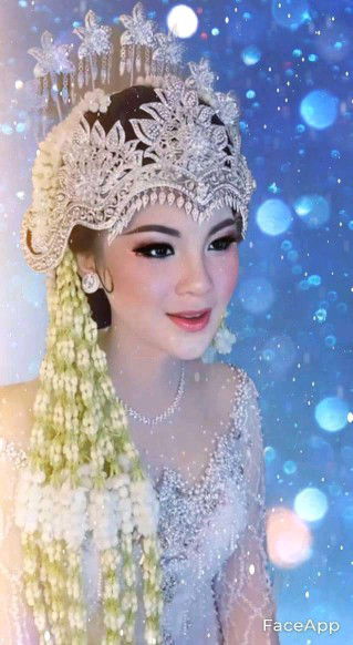 Sri Wahyuni profile icon