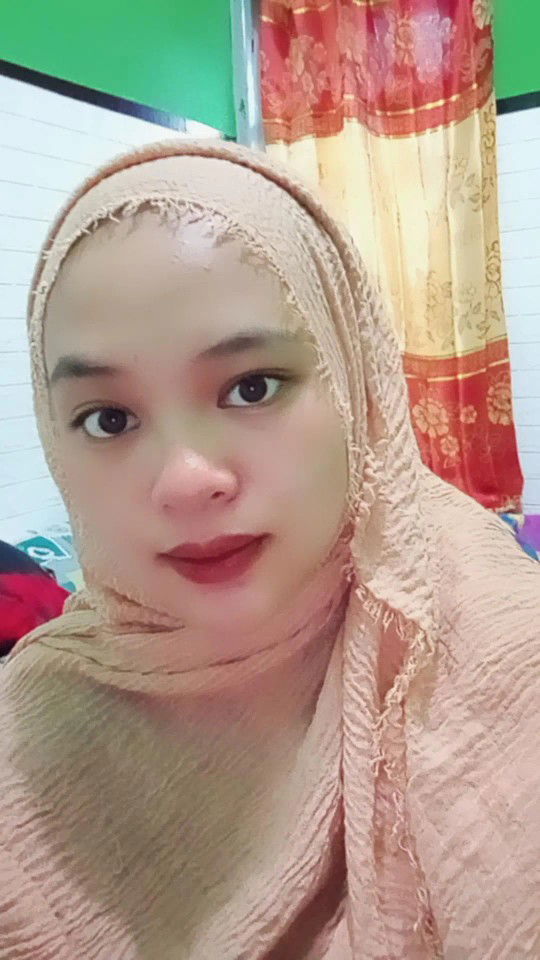 Diah Putri19 profile icon